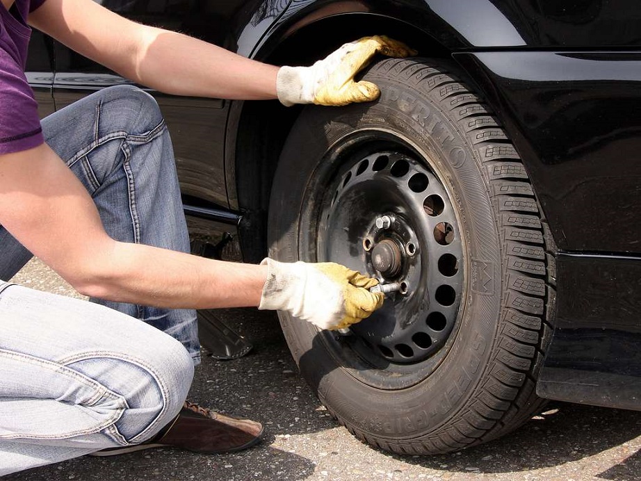 When to put on your Winter Tyres